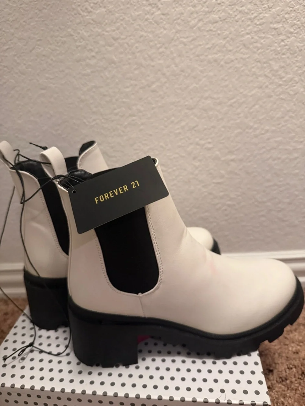 Forever 21 Cream Chelsea Boots with Black Lug Sole - Picture 3 of 4